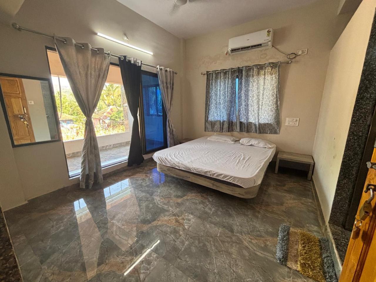Shobhnath Home Stay Harnai Стая снимка