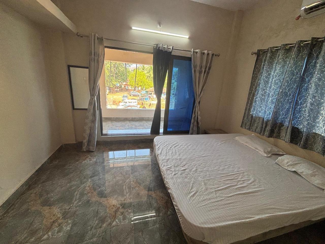 Shobhnath Home Stay Harnai Стая снимка